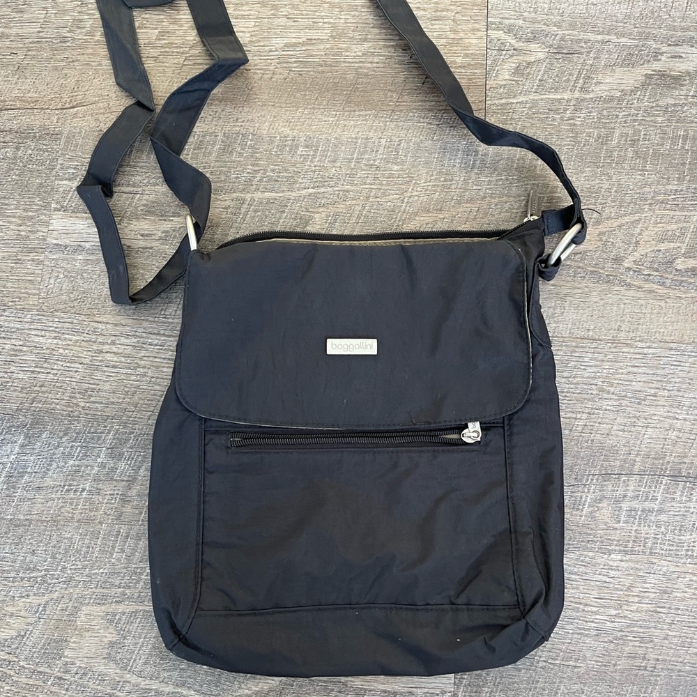 Baggallini Crossbody Bag
